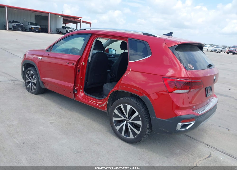 2022 VOLKSWAGEN TAOS VIN: 3VVLX7B29NM038915