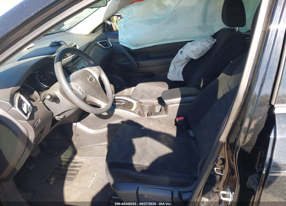 2015 NISSAN ROGUE S VIN: 5N1AT2MV9FC811263