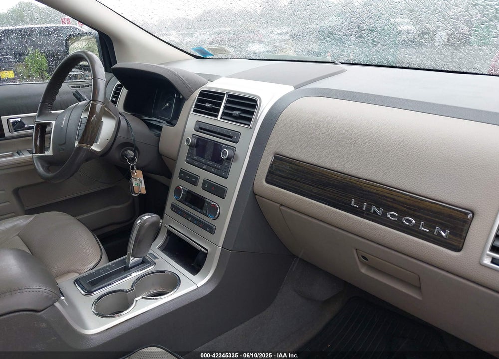 2009 LINCOLN MKX VIN: 2LMDU88CX9BJ08415