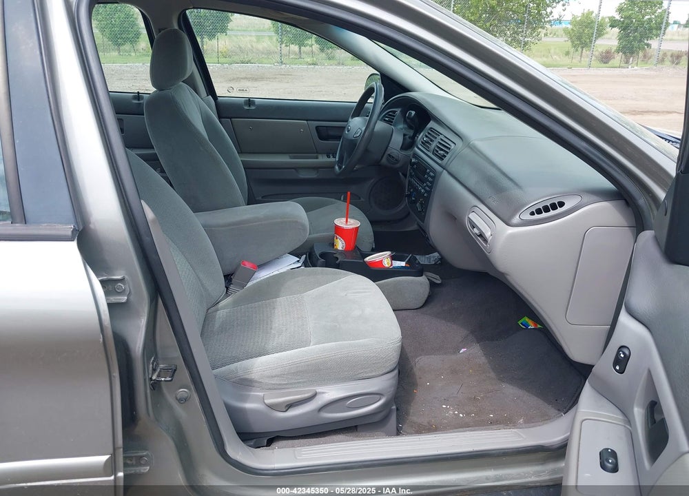 2003 FORD TAURUS SES VIN: 1FAFP55213A243219