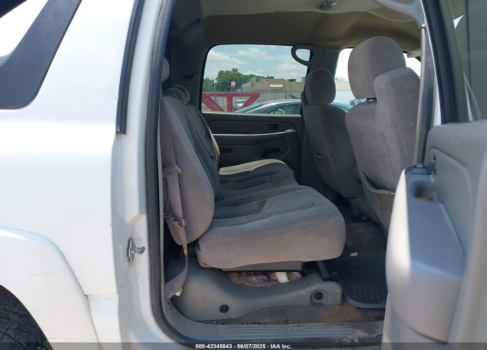 2005 CHEVROLET AVALANCHE 1500 LS VIN: 3GNEC12Z15G267981