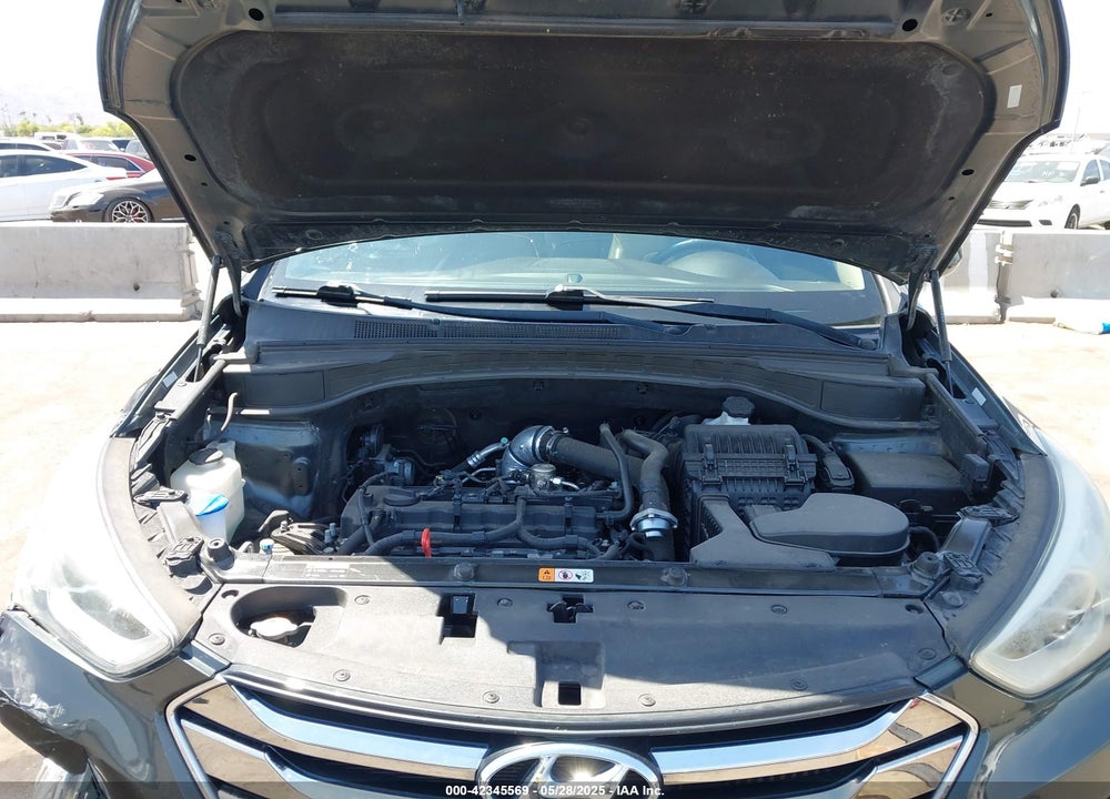 2013 HYUNDAI SANTA FE VIN: 5XYZWDLA8DG025522