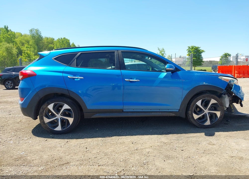 2016 HYUNDAI TUCSON LIMITED VIN: KM8J3CA21GU142613