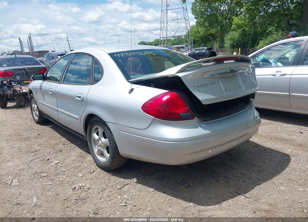 2002 FORD TAURUS SES VIN: 1FAFP55S82A120483