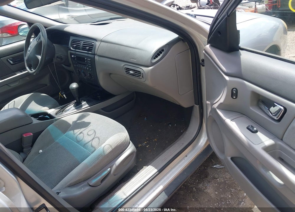 2002 FORD TAURUS SES VIN: 1FAFP55S82A120483