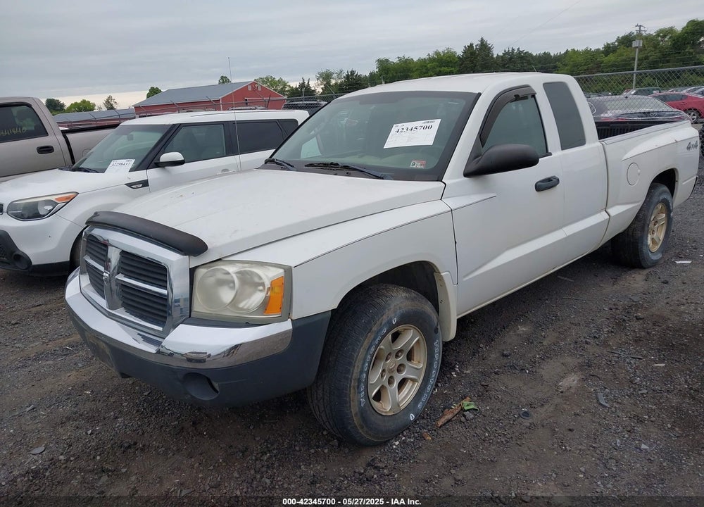 2005 DODGE DAKOTA SLT VIN: 1D7HW42N25S220436
