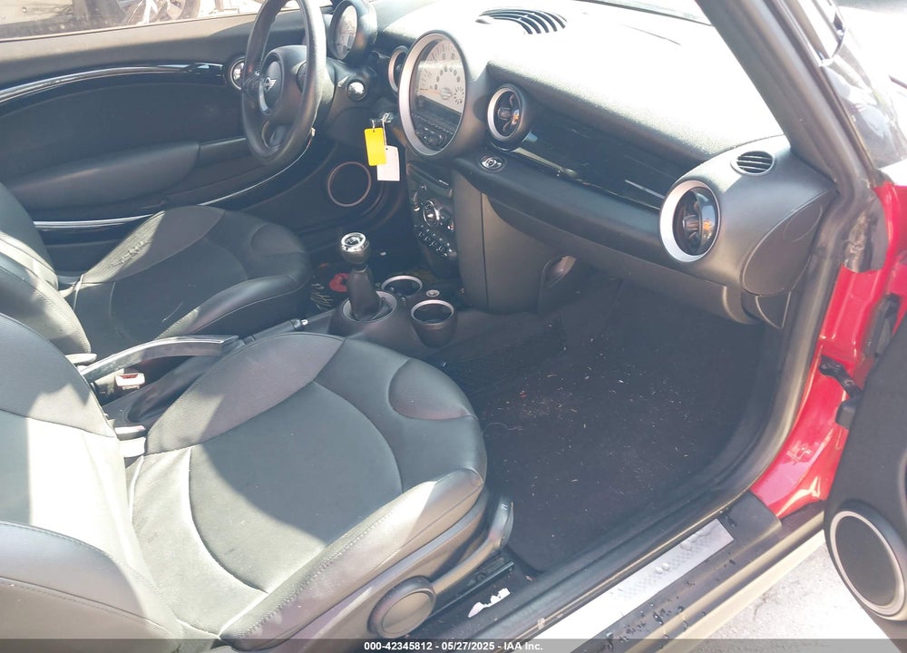 2014 MINI COOPER VIN: WMWZP3C50ET298497
