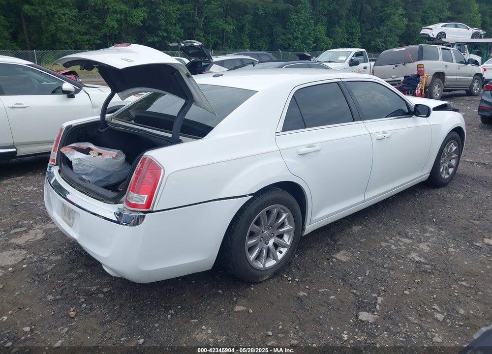 2014 CHRYSLER 300 VIN: 2C3CCAAG3EH355676