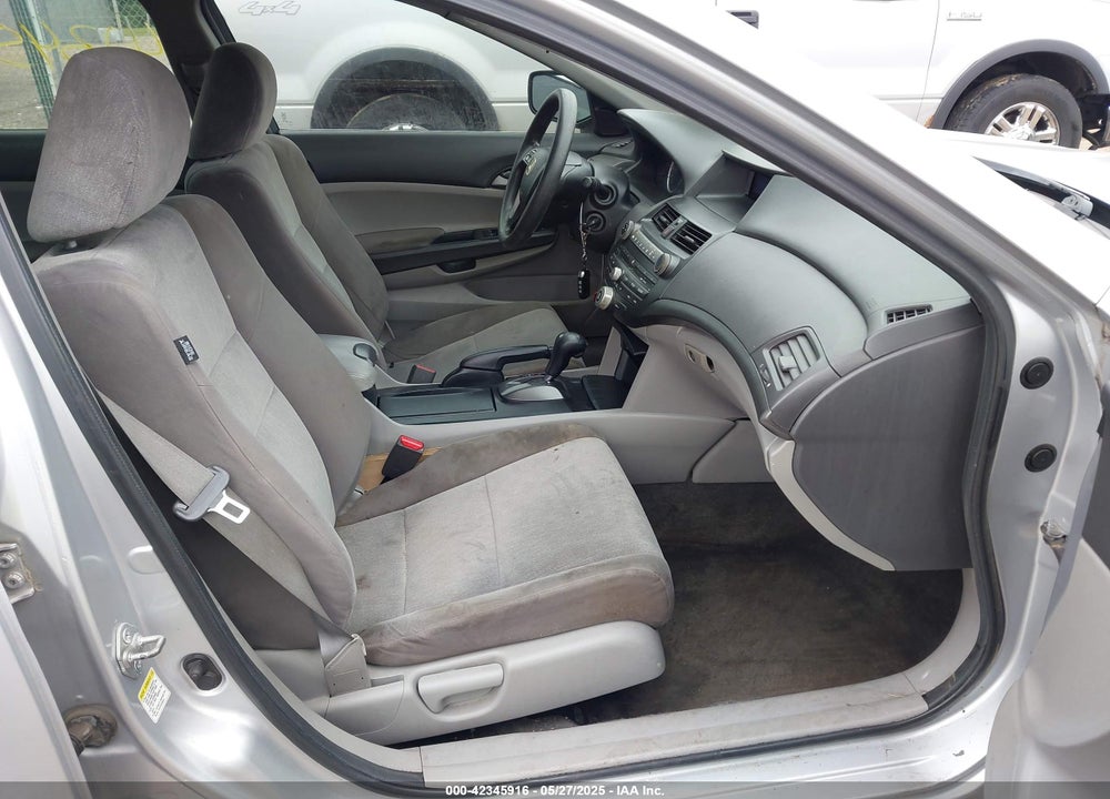 2010 HONDA ACCORD 2.4 LX VIN: 1HGCP2F36AA085820