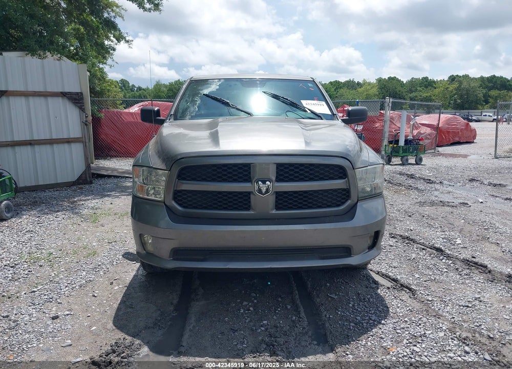 2013 RAM 1500 EXPRESS VIN: 1C6RR6KT2DS562992