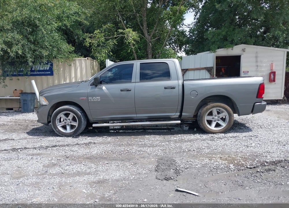 2013 RAM 1500 EXPRESS VIN: 1C6RR6KT2DS562992