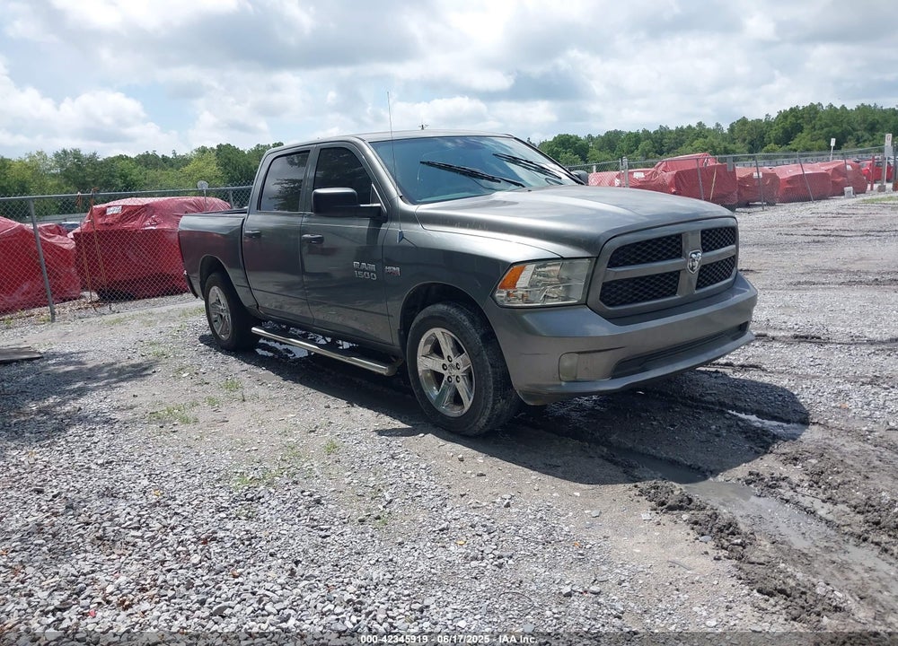 2013 RAM 1500 EXPRESS VIN: 1C6RR6KT2DS562992