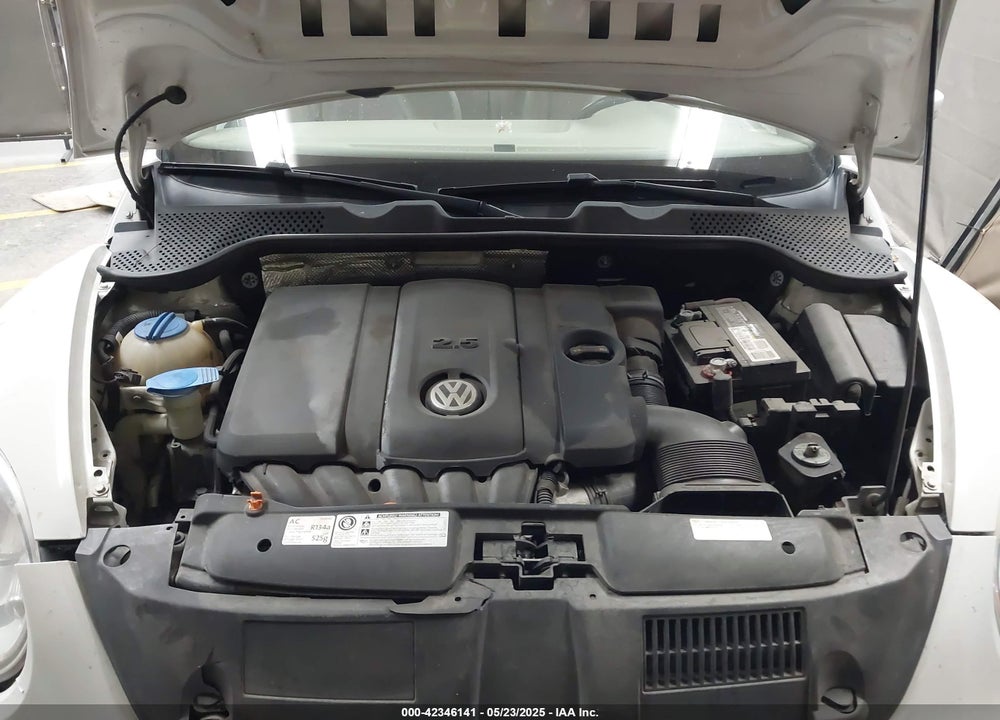 2013 VOLKSWAGEN BEETLE 2.5L VIN: 3VWJP7AT3DM615918