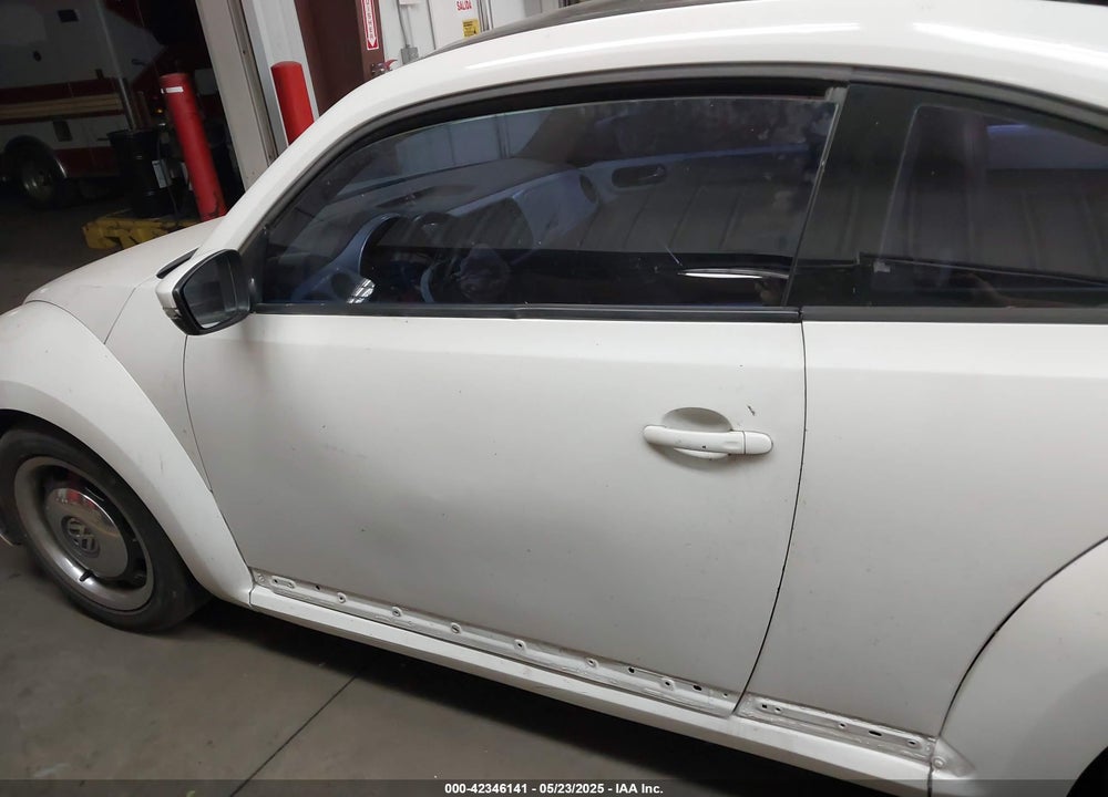 2013 VOLKSWAGEN BEETLE 2.5L VIN: 3VWJP7AT3DM615918