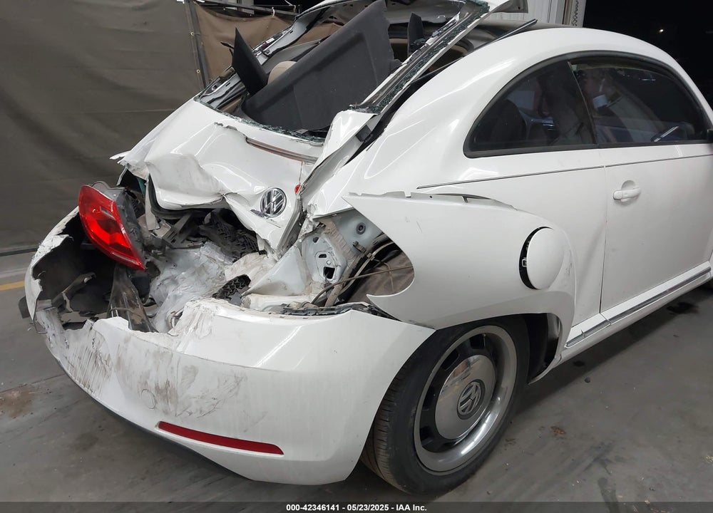 2013 VOLKSWAGEN BEETLE 2.5L VIN: 3VWJP7AT3DM615918