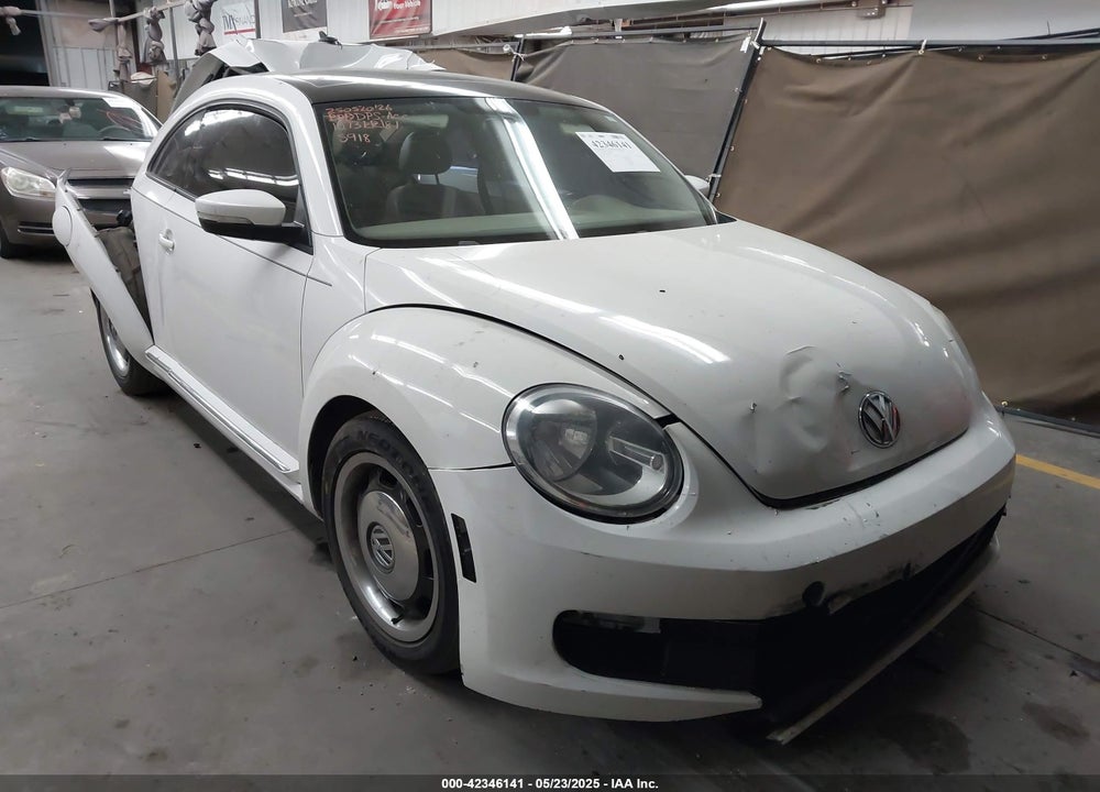 2013 VOLKSWAGEN BEETLE 2.5L VIN: 3VWJP7AT3DM615918