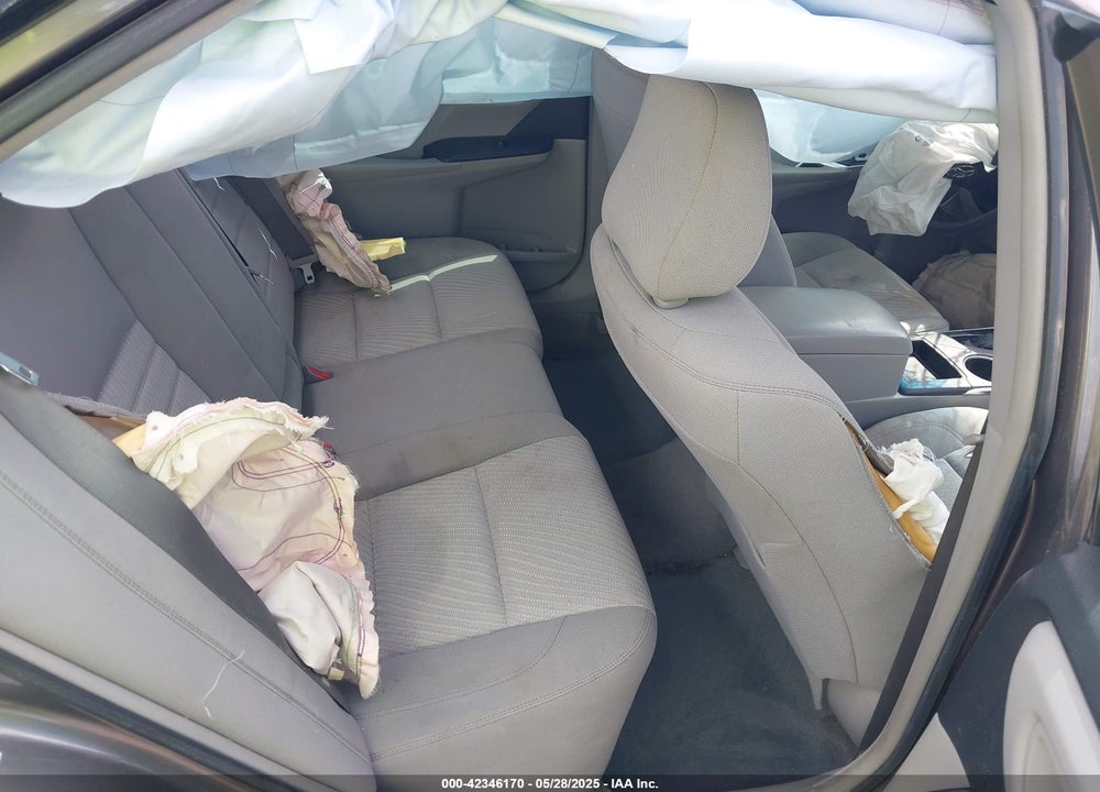 2016 TOYOTA CAMRY VIN: 4T4BF1FKXGR525660