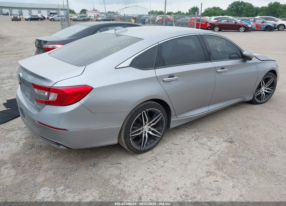 2022 HONDA ACCORD HYBRID TOURING VIN: 1HGCV3F9XNA006641