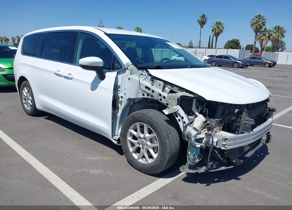 2017 CHRYSLER PACIFICA LX VIN: 2C4RC1CG0HR747841