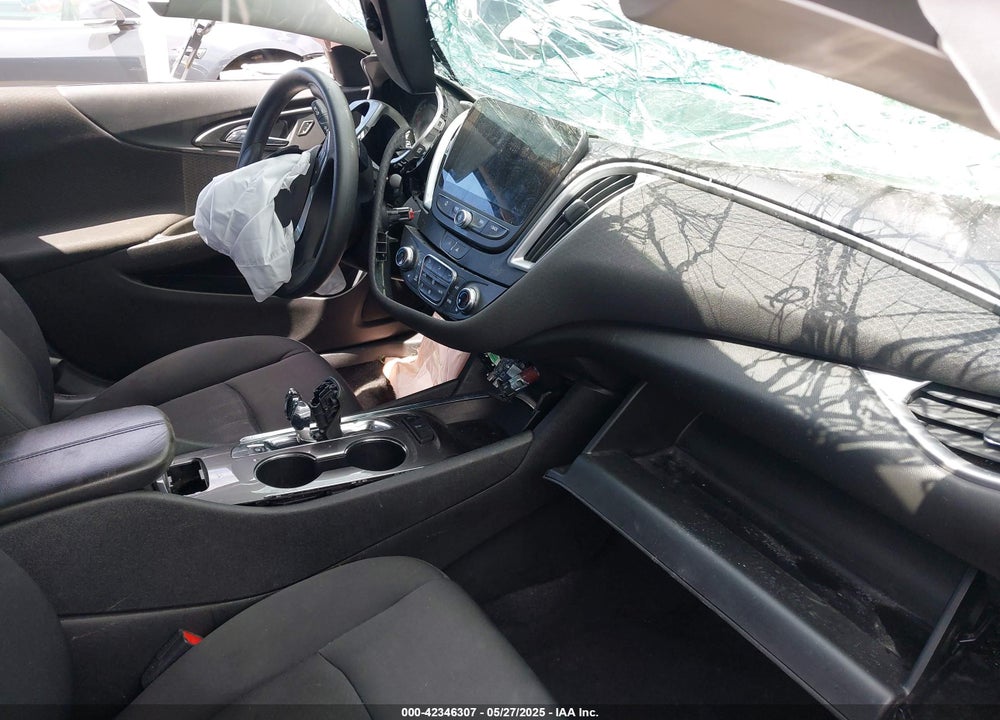 2022 CHEVROLET MALIBU VIN: 1G1ZD5ST1NF115980
