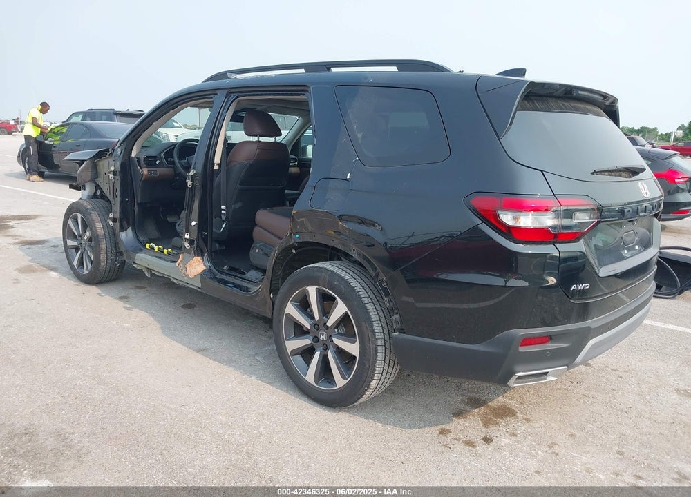 2023 HONDA PILOT VIN: 5FNYG1H81PB050321