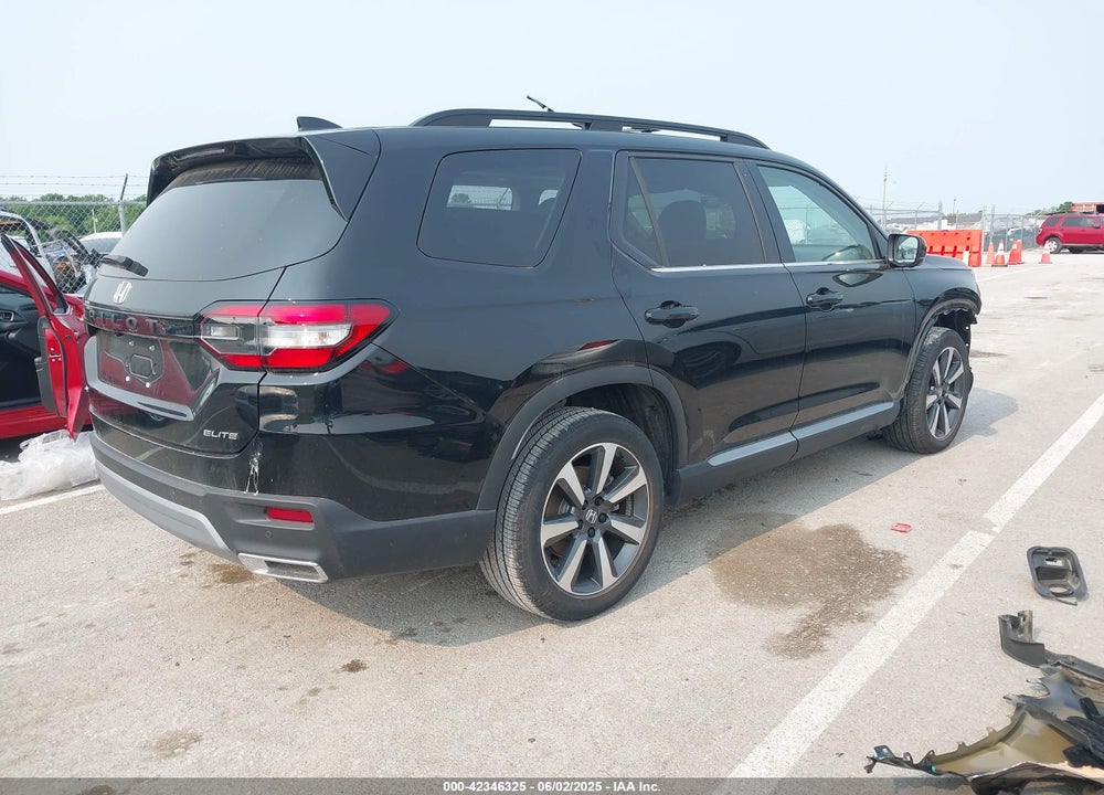 2023 HONDA PILOT VIN: 5FNYG1H81PB050321