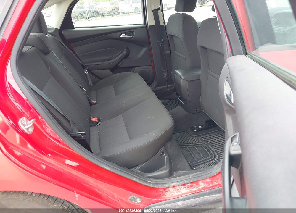 2015 FORD FOCUS VIN: 1FADP3F28FL216926