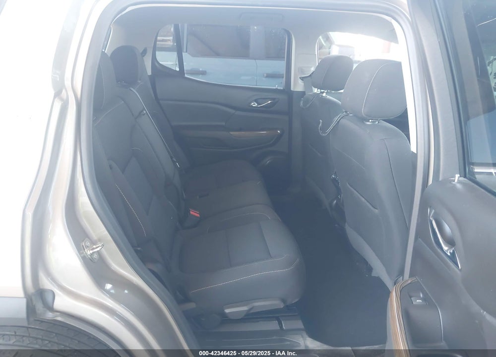 2022 GMC ACADIA VIN: 1GKKNKL44NZ166940