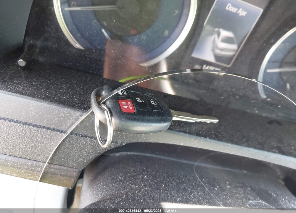 2016 TOYOTA CAMRY LE VIN: 4T1BF1FK3GU135459