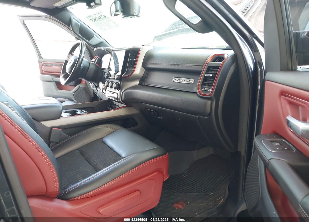 2019 RAM 1500 VIN: 1C6SRFLT1KN560260