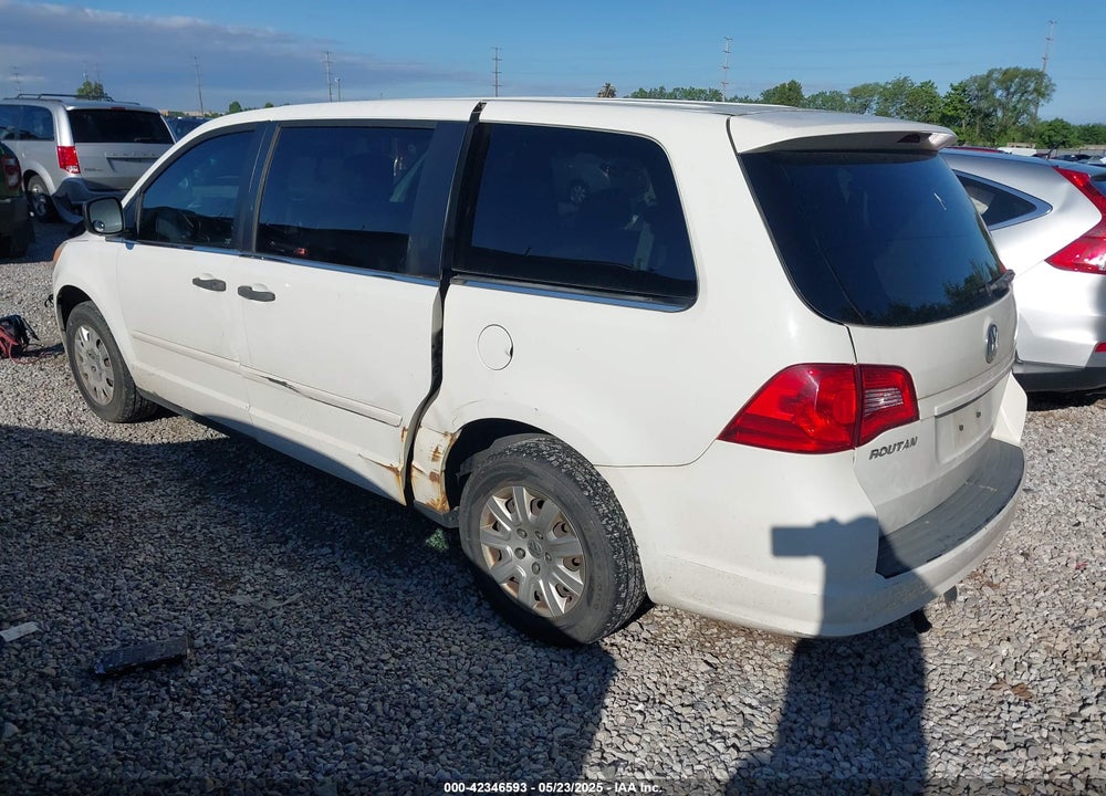 2010 VOLKSWAGEN ROUTAN S VIN: 2V4RW4D1XAR348434
