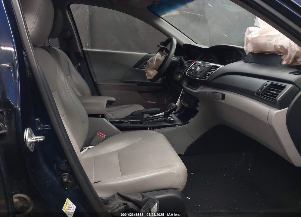 2013 HONDA ACCORD VIN: 1HGCR2F34DA142787