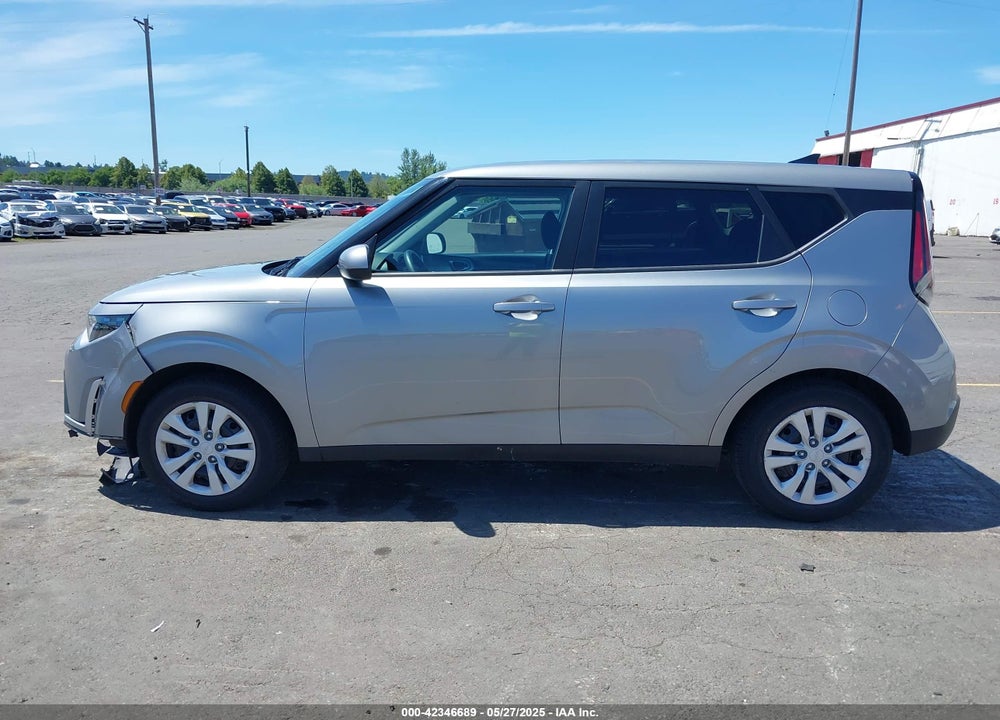 2023 KIA SOUL VIN: KNDJ23AU9P7895698