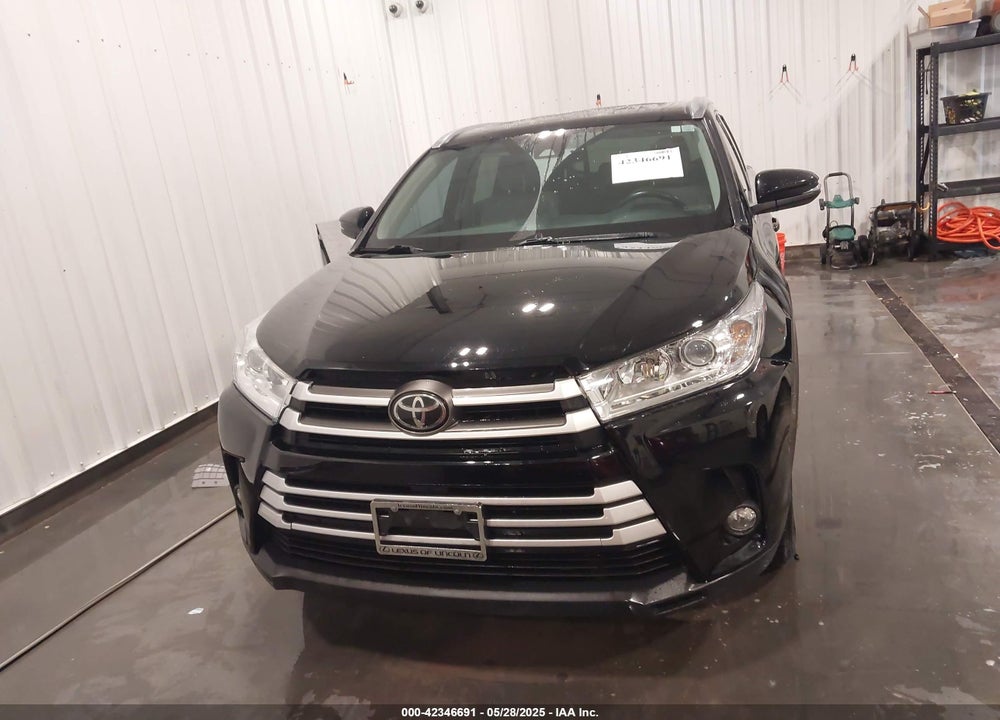 2017 TOYOTA HIGHLANDER VIN: 5TDJZRFH9HS394733