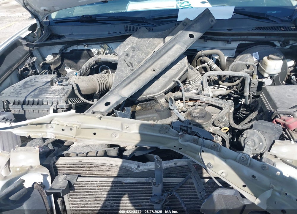 2018 TOYOTA TACOMA SR/SR5 VIN: 5TFRX5GN4JX110334