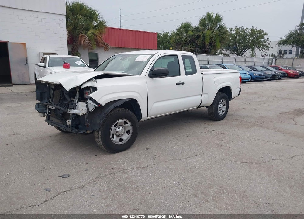 2018 TOYOTA TACOMA SR/SR5 VIN: 5TFRX5GN4JX110334