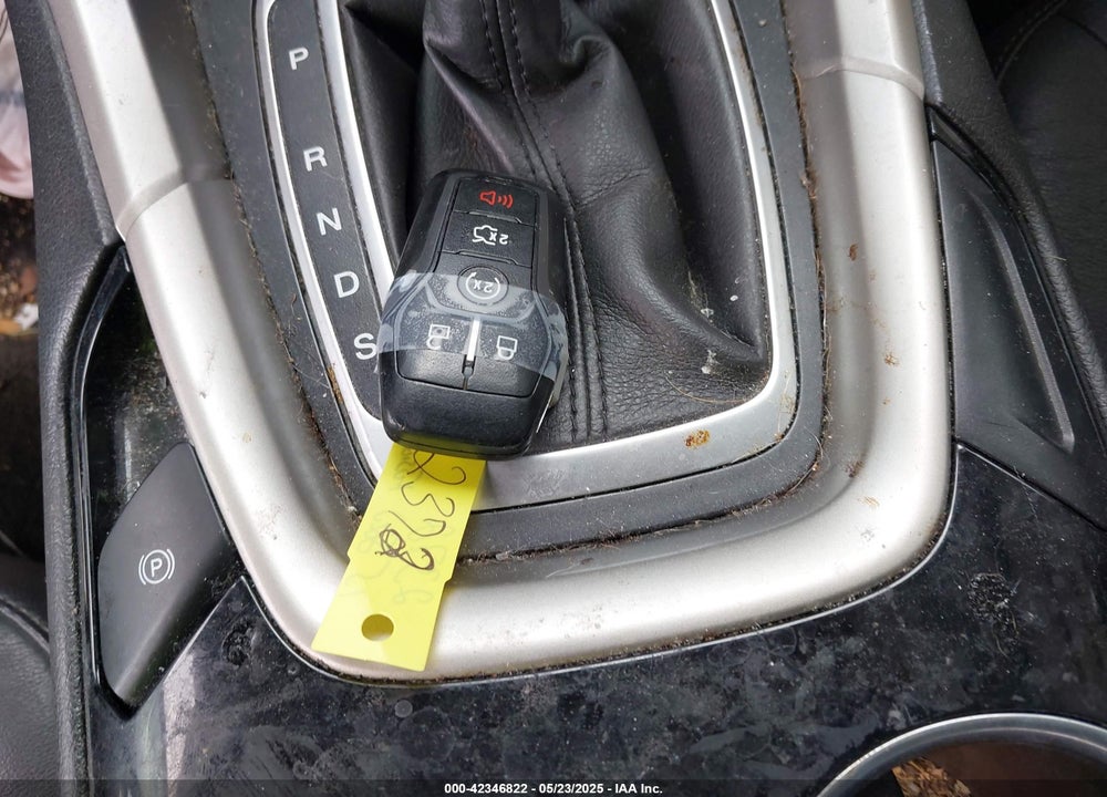 2015 FORD FUSION SE VIN: 3FA6P0H98FR288907