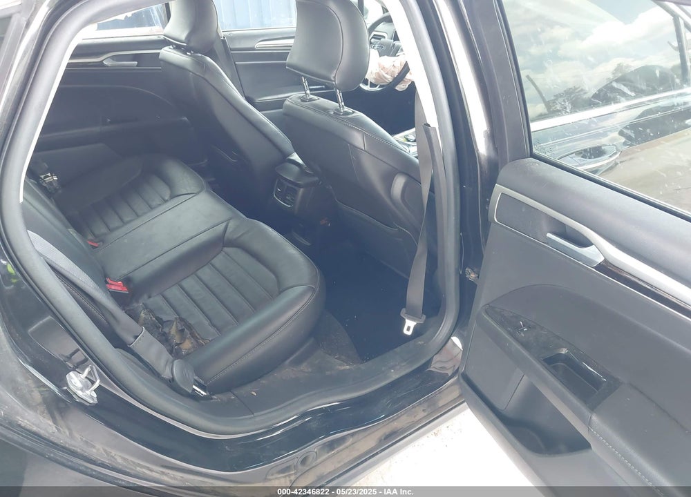 2015 FORD FUSION SE VIN: 3FA6P0H98FR288907