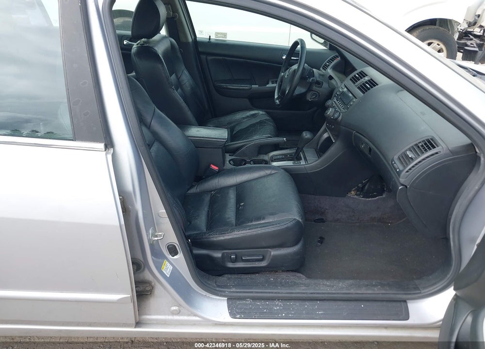 2004 HONDA ACCORD 3.0 EX VIN: 1HGCM66524A073430