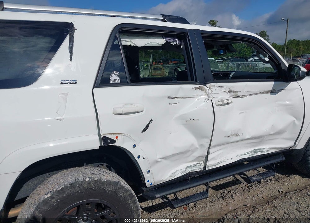 2020 TOYOTA 4RUNNER SR5 VIN: JTEBU5JR6L5819539