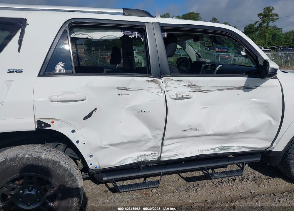 2020 TOYOTA 4RUNNER SR5 VIN: JTEBU5JR6L5819539