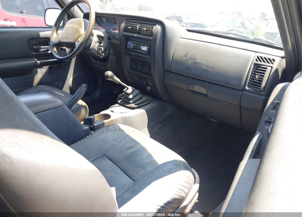 1999 JEEP CHEROKEE SPORT VIN: 1J4FF67S4XL575322