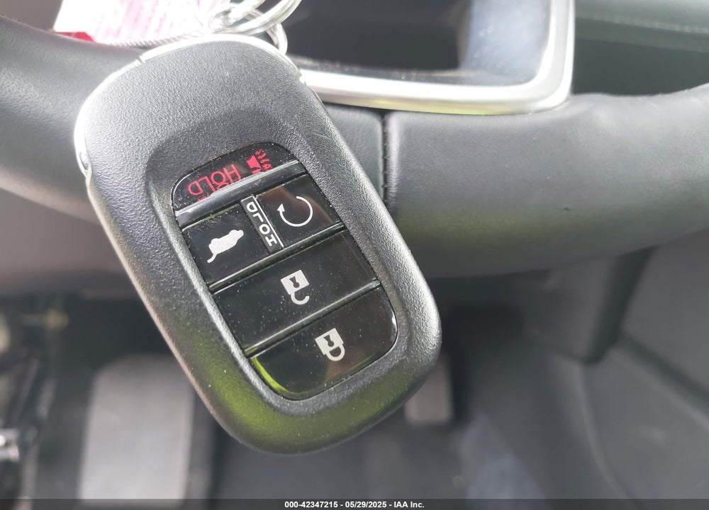 2025 HONDA PILOT EX-L VIN: 5FNYG2H4XSB020133