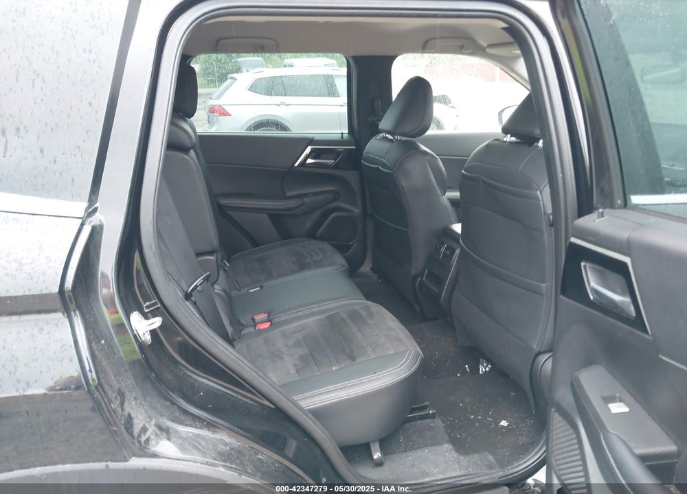 2023 MITSUBISHI OUTLANDER VIN: JA4J4UA84PZ051523