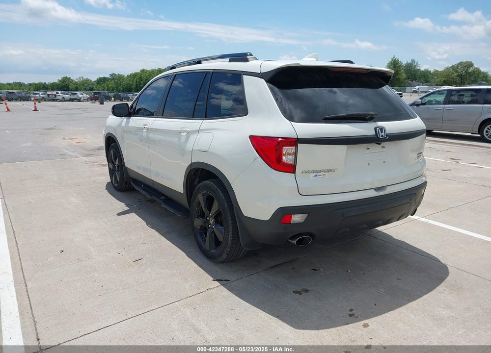 2019 HONDA PASSPORT VIN: 5FNYF8H90KB002211
