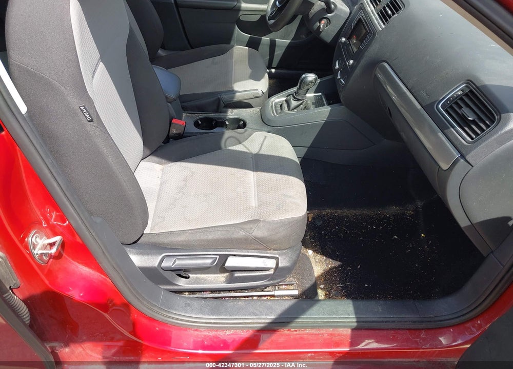 2017 VOLKSWAGEN JETTA 1.4T S VIN: 3VW2B7AJ0HM389750