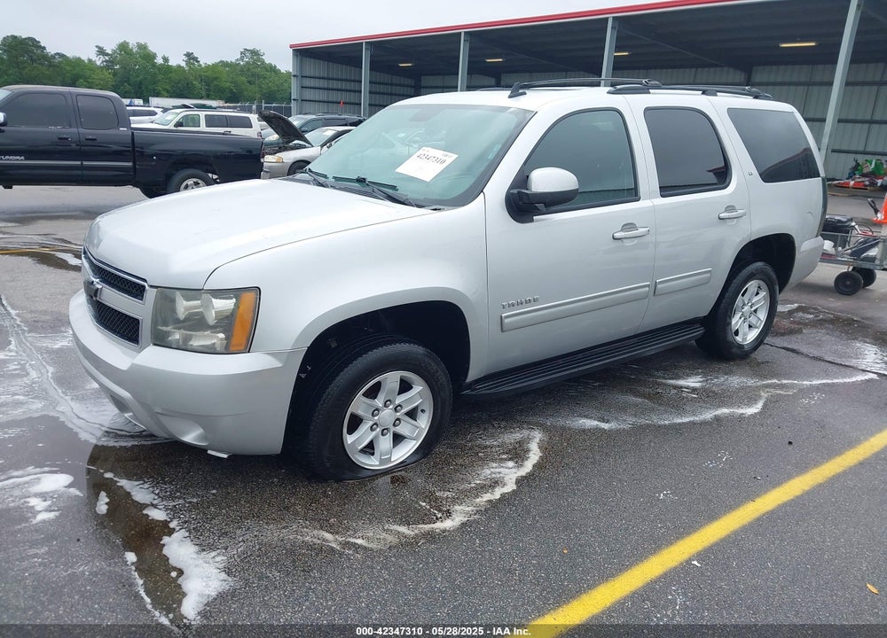 2011 CHEVROLET TAHOE LT VIN: 1GNSCBE0XBR111861