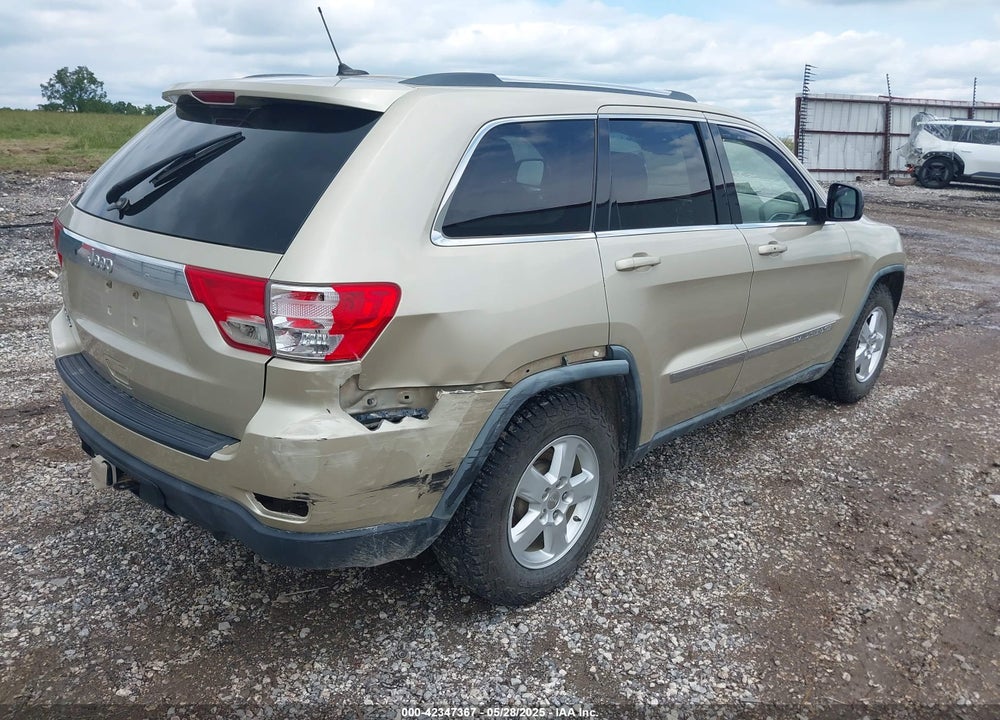 2011 JEEP GRAND CHEROKEE VIN: 1J4RR4GG8BC558018