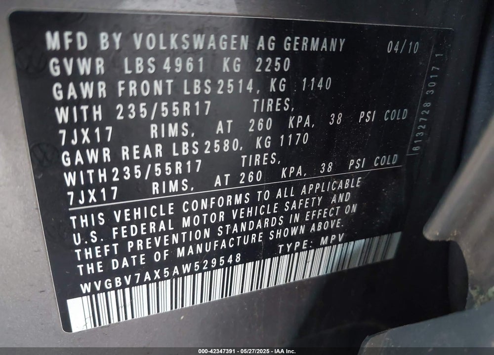 2010 VOLKSWAGEN TIGUAN VIN: WVGBV7AX5AW529548