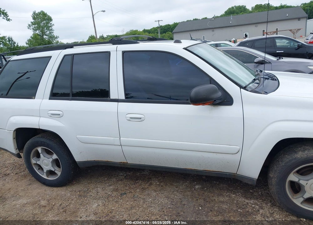 2005 CHEVROLET TRAILBLAZER LS/LT VIN: 1GNDT13S052309417